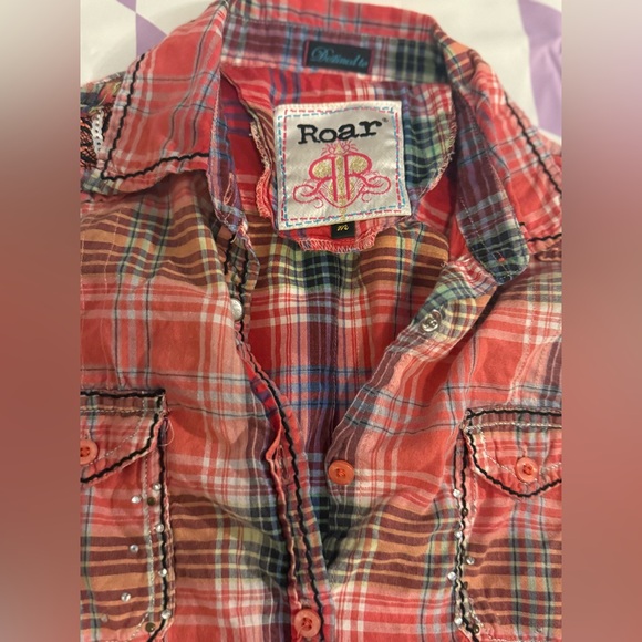 ROAR “Destined To” Western Plaid 3/4 sleeve- Lace & Crystals - Size M - Picture 10 of 11
